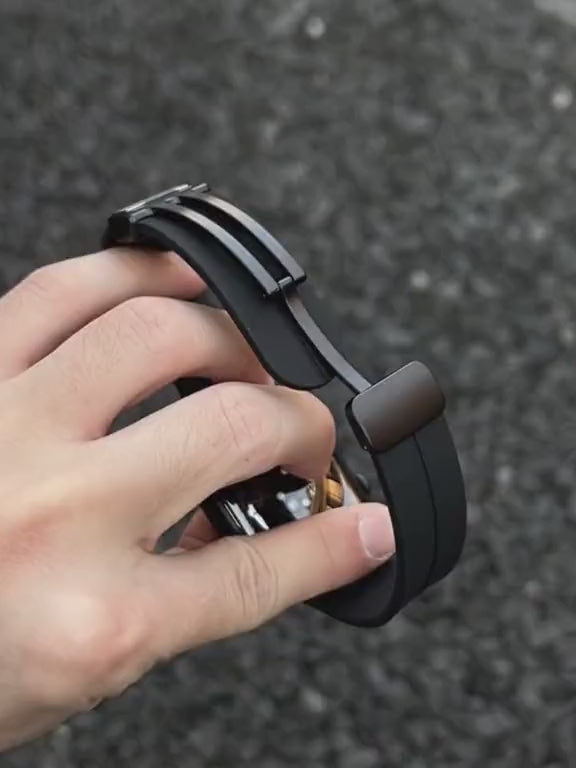 Series 11 With Loop Strap